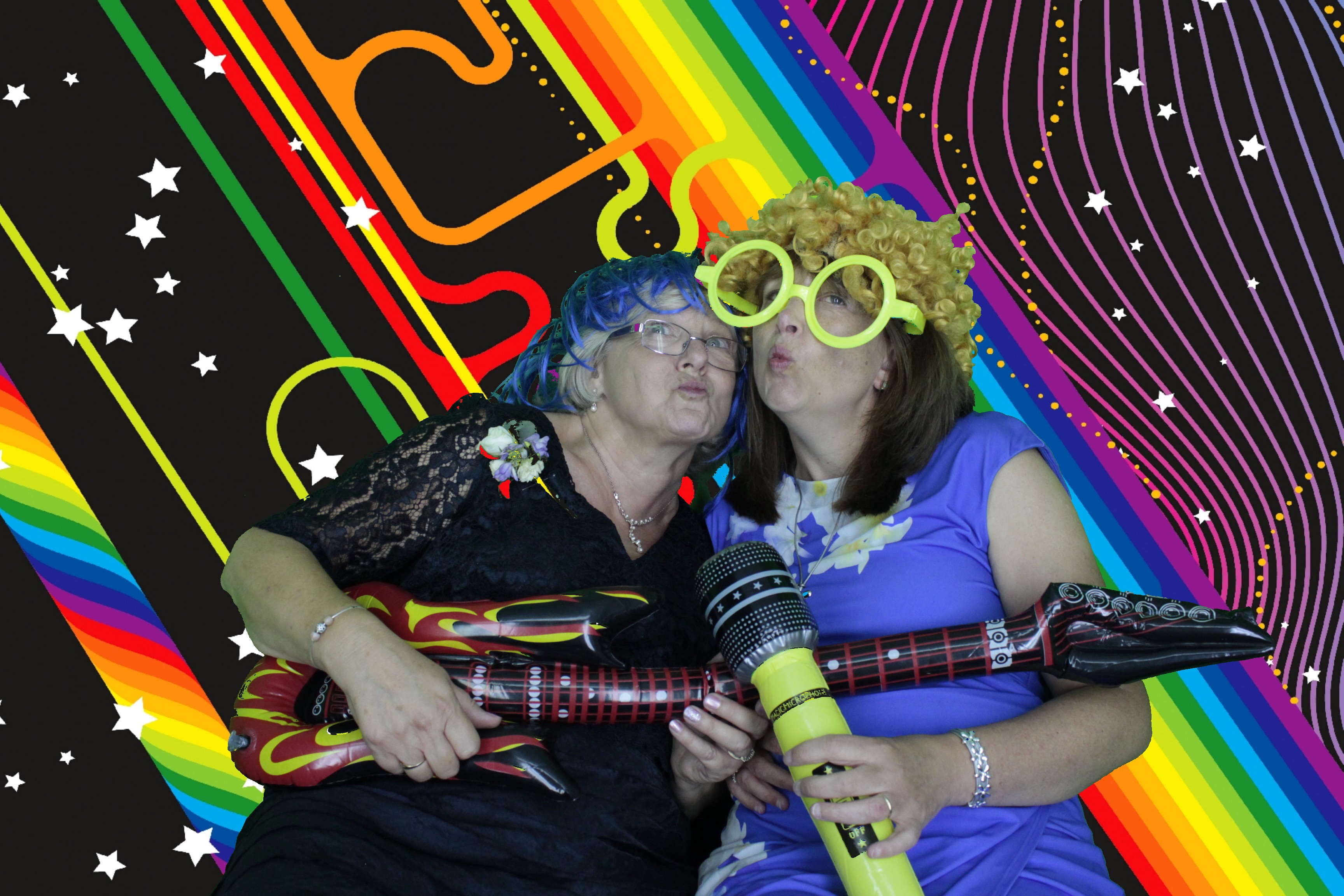 Mr & Mrs Brooks | View more photos from the event at gallery.myphotoboothexperience.co.uk/u/MyPhotoBoothExperienceLtd/Mr-Mrs-Brooks